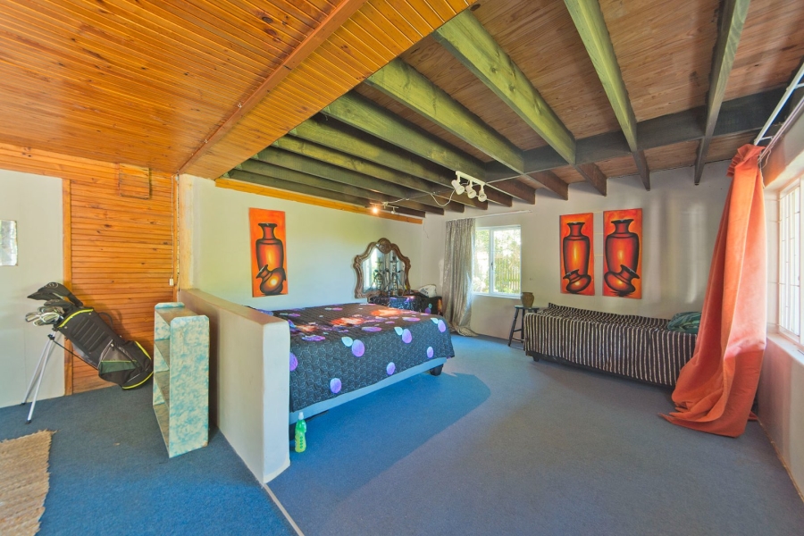 8 Bedroom Property for Sale in Hunters Home Western Cape
